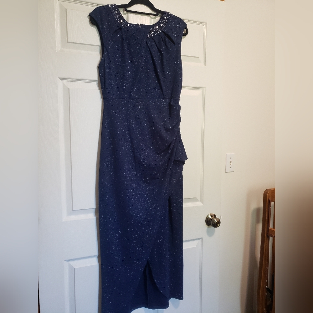 Ignite Evenings 8P Navy Cap Sleeve Bead Embellished Gown